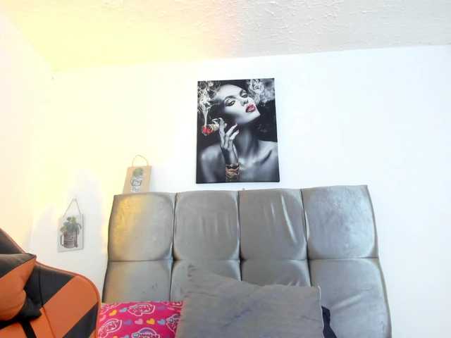 Ariel-wish live cam on BongaCams