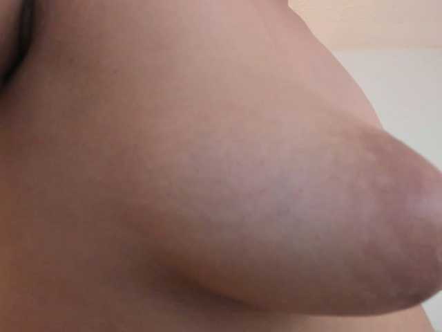 Ariel-wish live cam on BongaCams