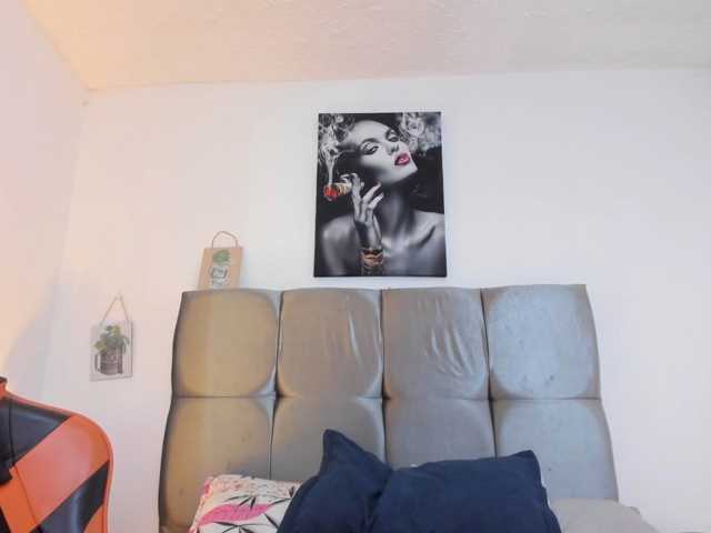Ariel-wish live cam on BongaCams