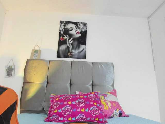 Ariel-wish live cam on BongaCams