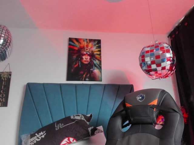 Ariel-wish's BongaCams show and profile