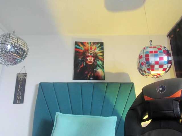 Ariel-wish's BongaCams show and profile