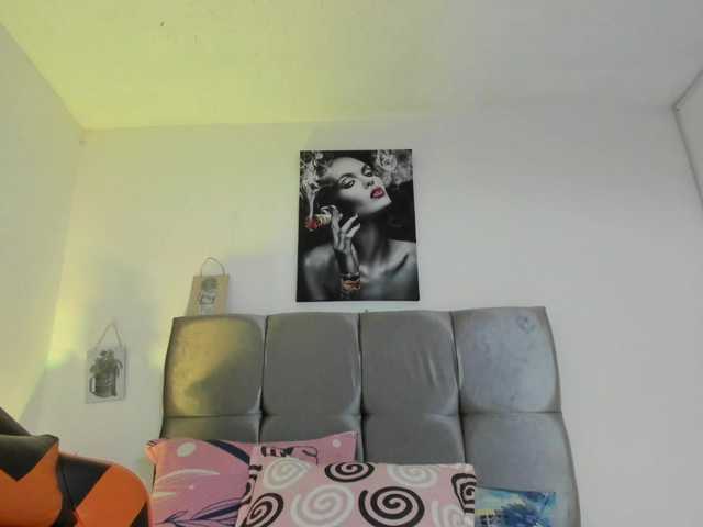 Ariel-wish live cam on BongaCams