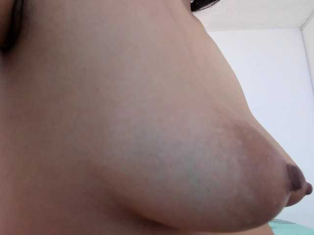 Ariel-wish live cam on BongaCams