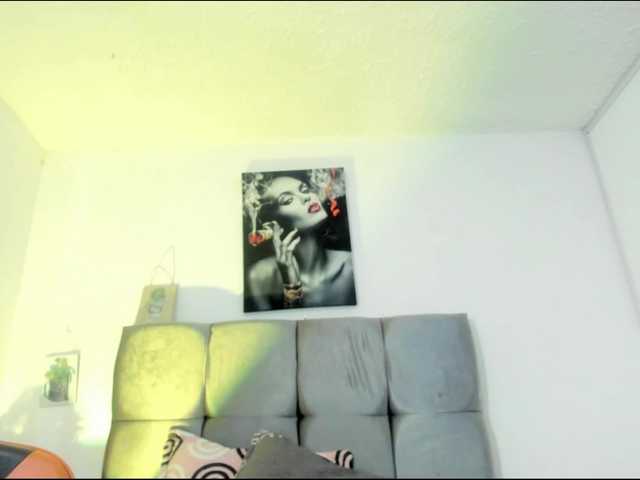Ariel-wish live cam on BongaCams