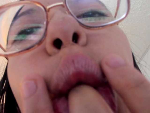 Ariel-wish live cam on BongaCams