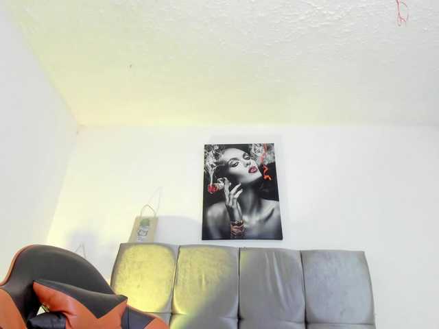 Ariel-wish live cam on BongaCams