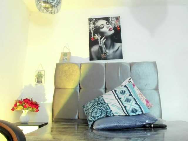 Ariel-wish live cam on BongaCams
