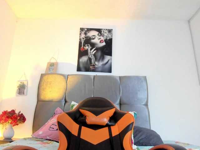 Ariel-wish live cam on BongaCams