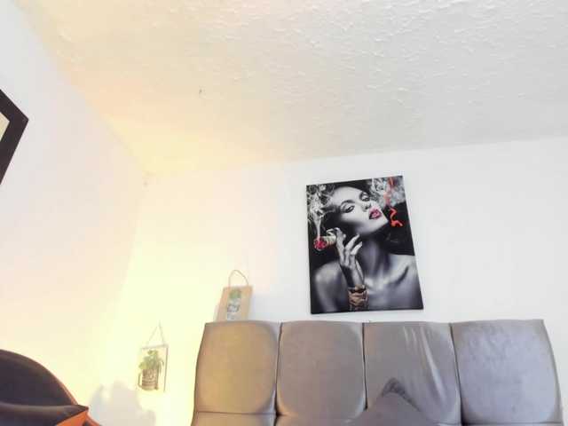 Ariel-wish live cam on BongaCams
