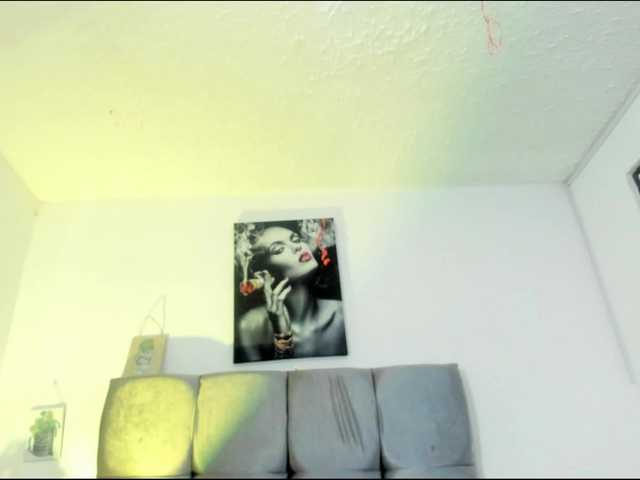 Ariel-wish live cam on BongaCams