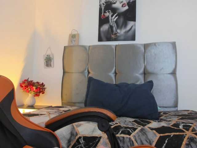 Ariel-wish live cam on BongaCams