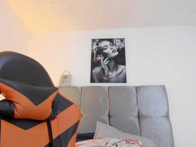 Ariel-wish live cam on BongaCams