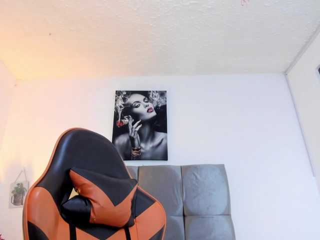 Ariel-wish live cam on BongaCams