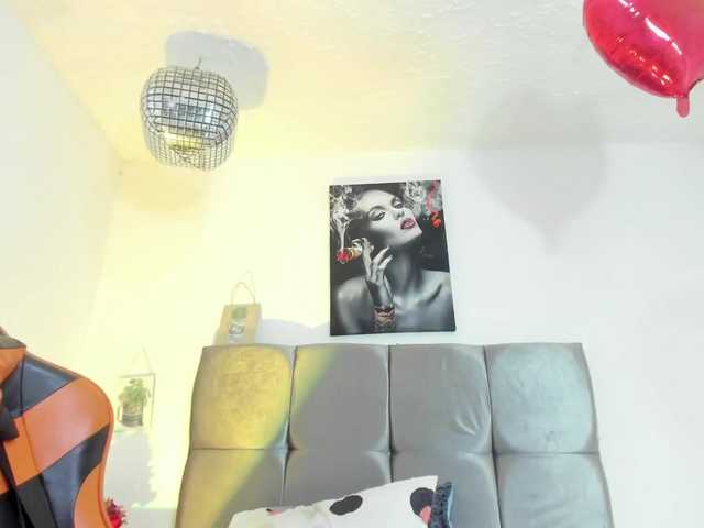 Ariel-wish live cam on BongaCams