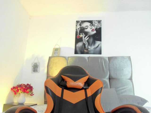 Ariel-wish live cam on BongaCams