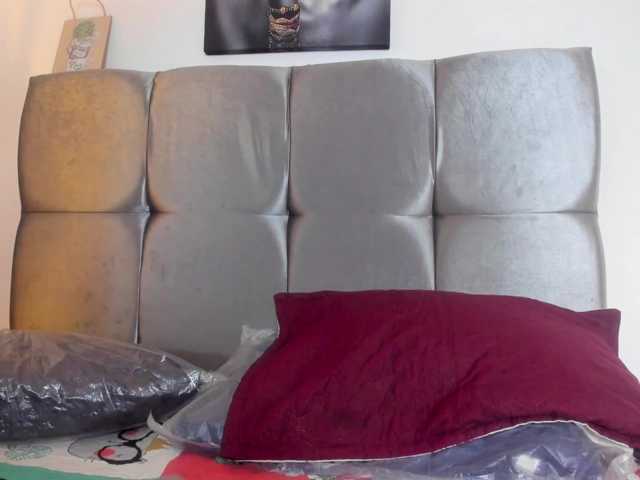 Ariel-wish live cam on BongaCams