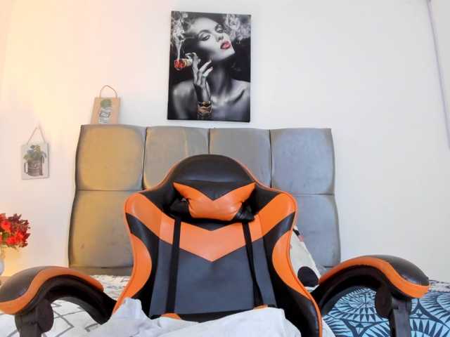 Ariel-wish live cam on BongaCams