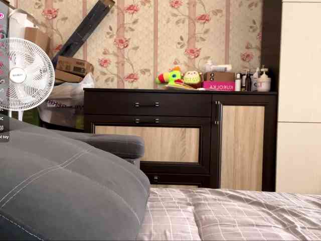 Katepleasure webcam