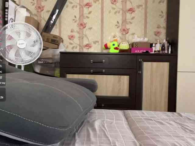 Katepleasure webcam