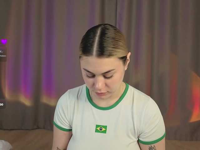 mirabellashake1 live cam on BongaCams
