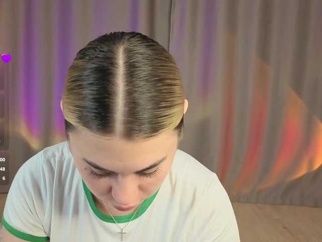 mirabellashake1 live cam on BongaCams