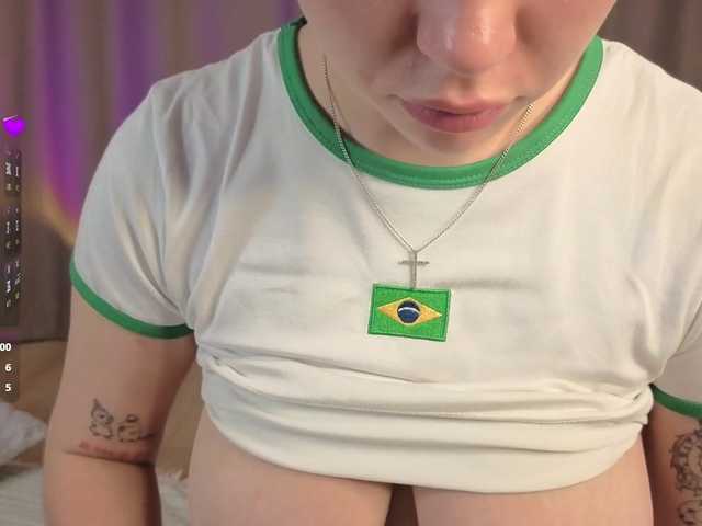 mirabellashake1 live cam on BongaCams
