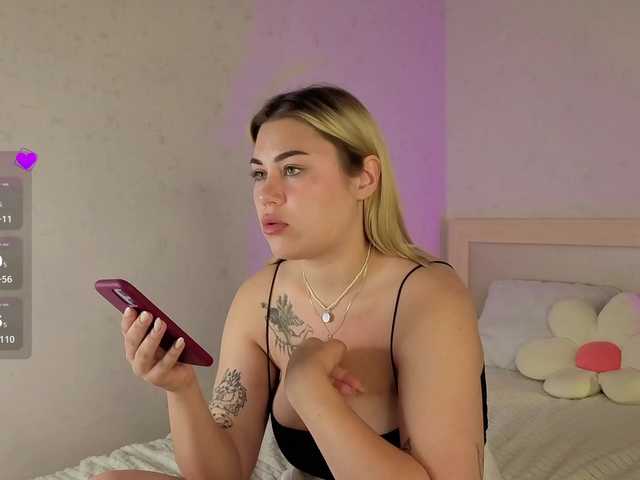 mirabellashake1 live cam on BongaCams