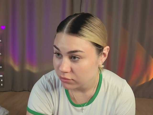 mirabellashake1 live cam on BongaCams