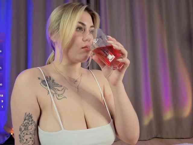 mirabellashake1 webcam