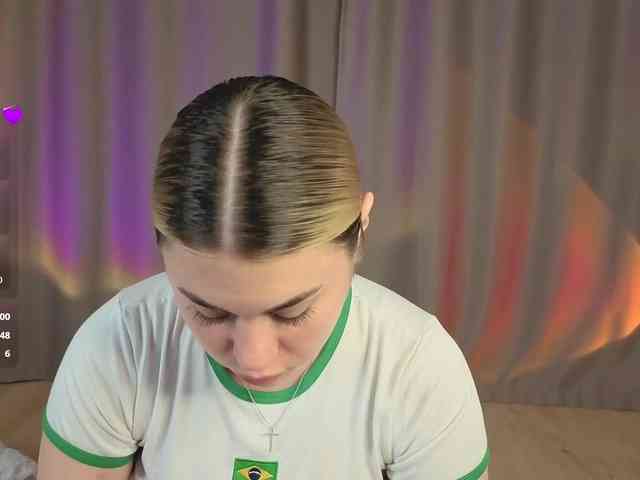 mirabellashake1 webcam