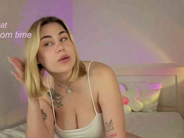 mirabellashake1 webcam