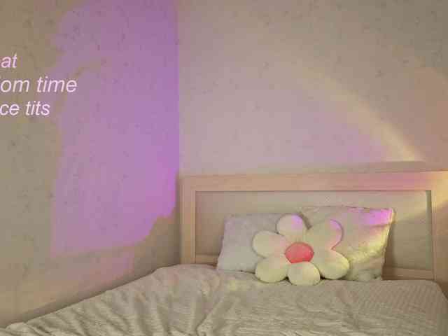 mirabellashake1 webcam