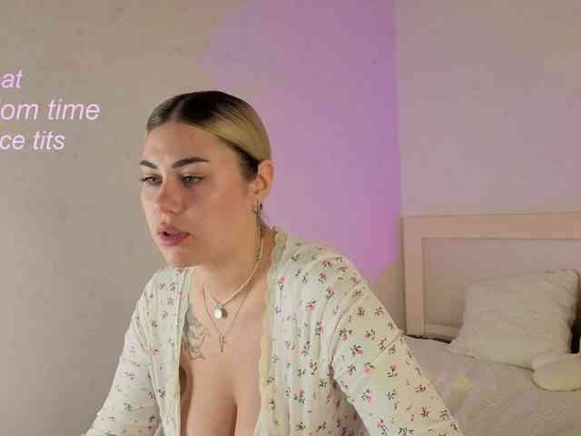 mirabellashake1 webcam