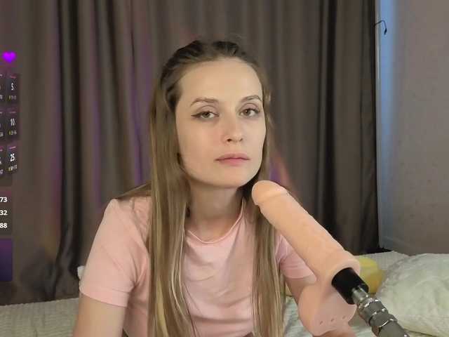 mirabelladoll1 live cam on BongaCams