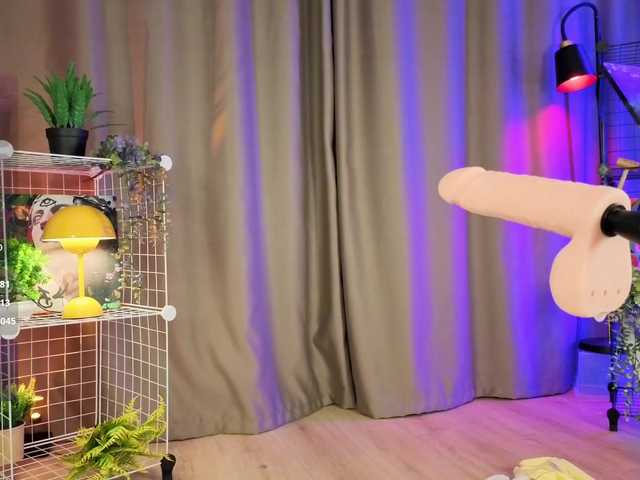 mirabelladoll1's BongaCams show and profile