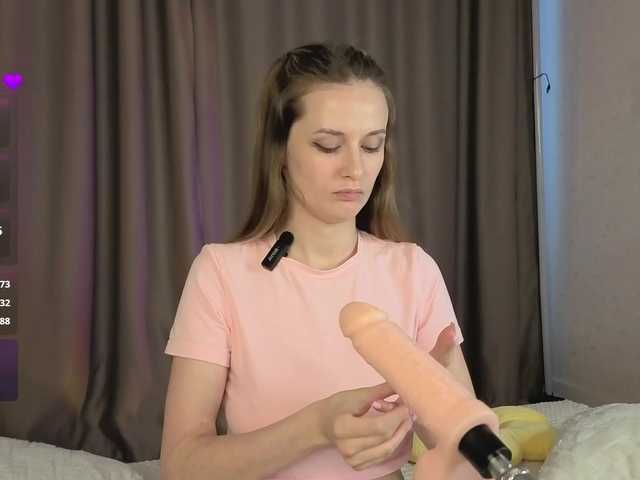 mirabelladoll1 live cam on BongaCams