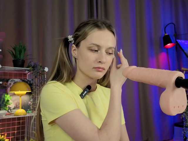 mirabelladoll1's BongaCams show and profile