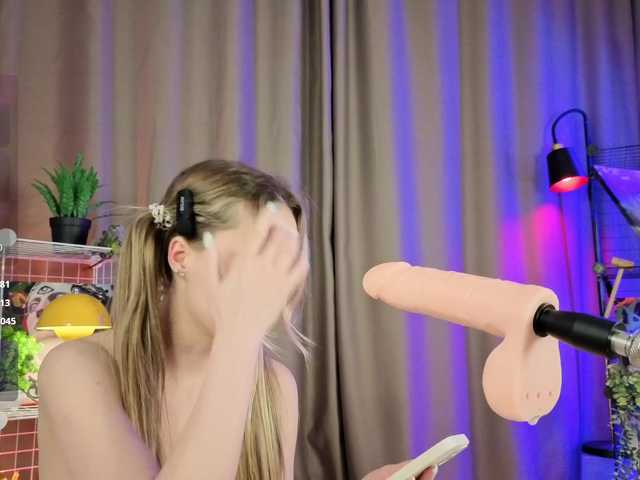 mirabelladoll1's BongaCams show and profile