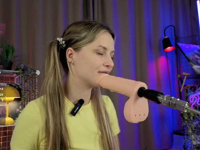 mirabelladoll1's BongaCams show and profile