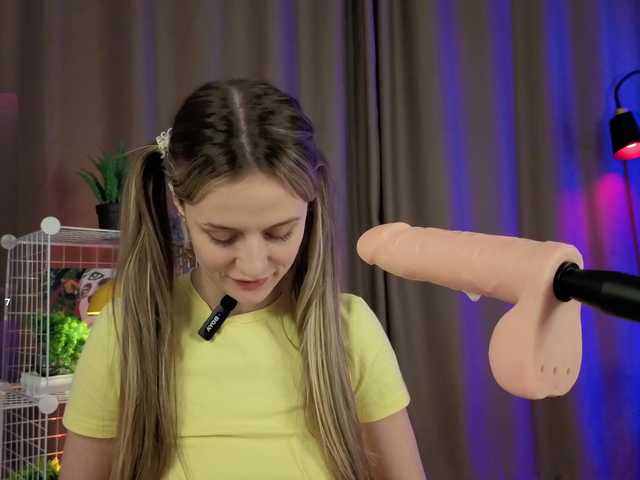 mirabelladoll1's BongaCams show and profile