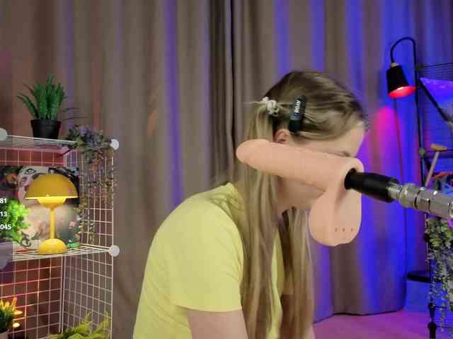 mirabelladoll1 webcam