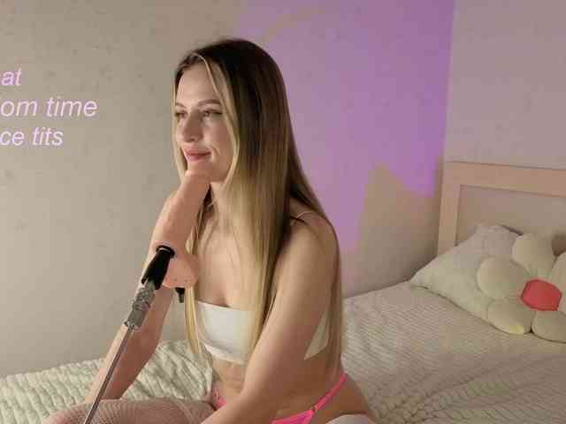 mirabelladoll1 webcam