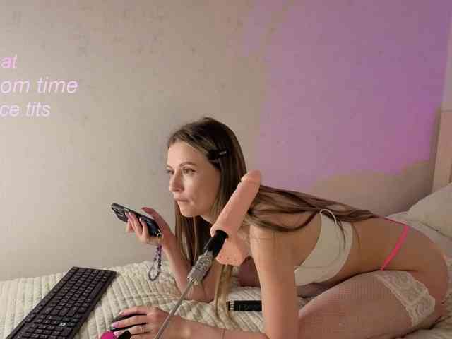 mirabelladoll1 webcam