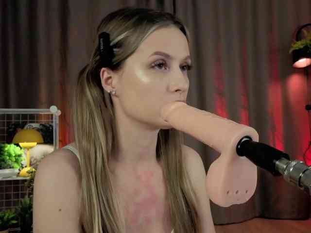 mirabelladoll1 webcam