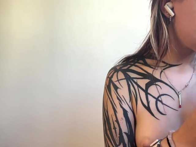 FaithMaffitt live cam on BongaCams