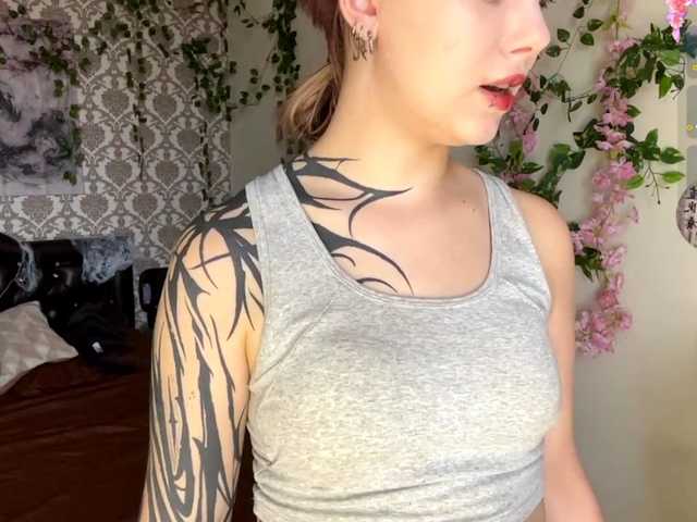 FaithMaffitt live cam on BongaCams