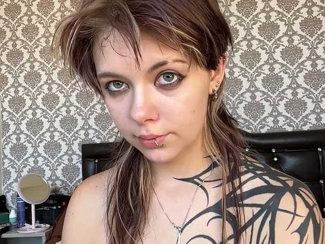 FaithMaffitt live cam on BongaCams