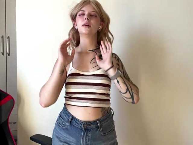 FaithMaffitt live cam on BongaCams