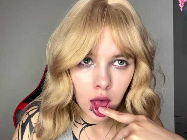 FaithMaffitt live cam on BongaCams